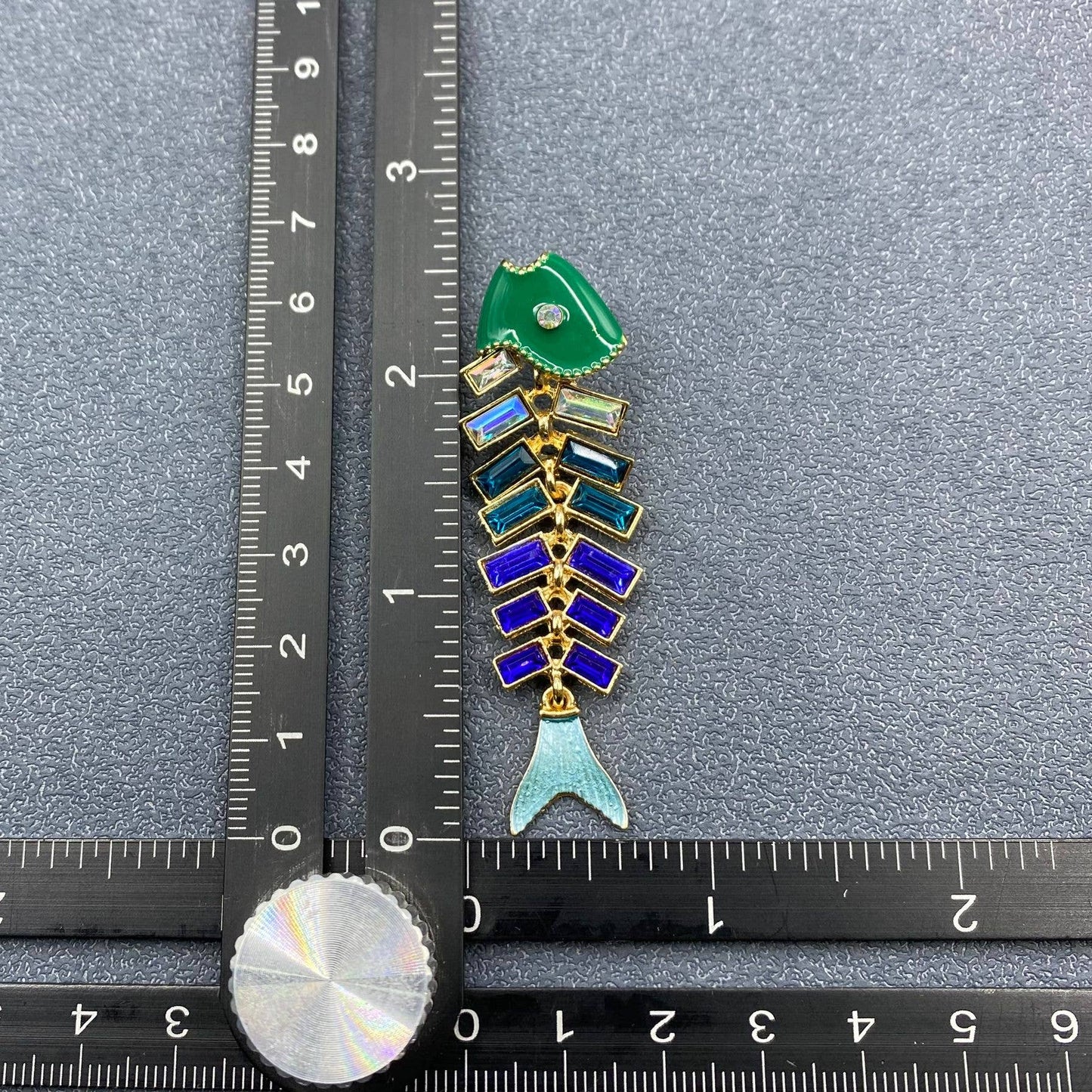 Rhinestone Enamel Fishbone Earrings