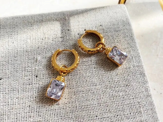 Beautiful Huggies - Clear