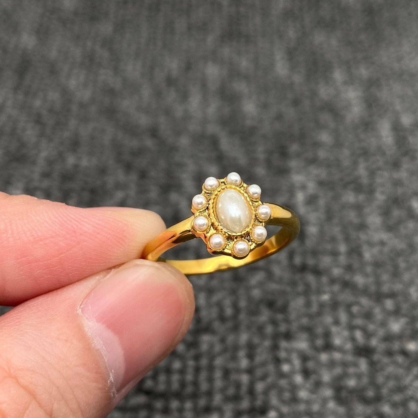 Vintage Inlaid Gold Plated Ring