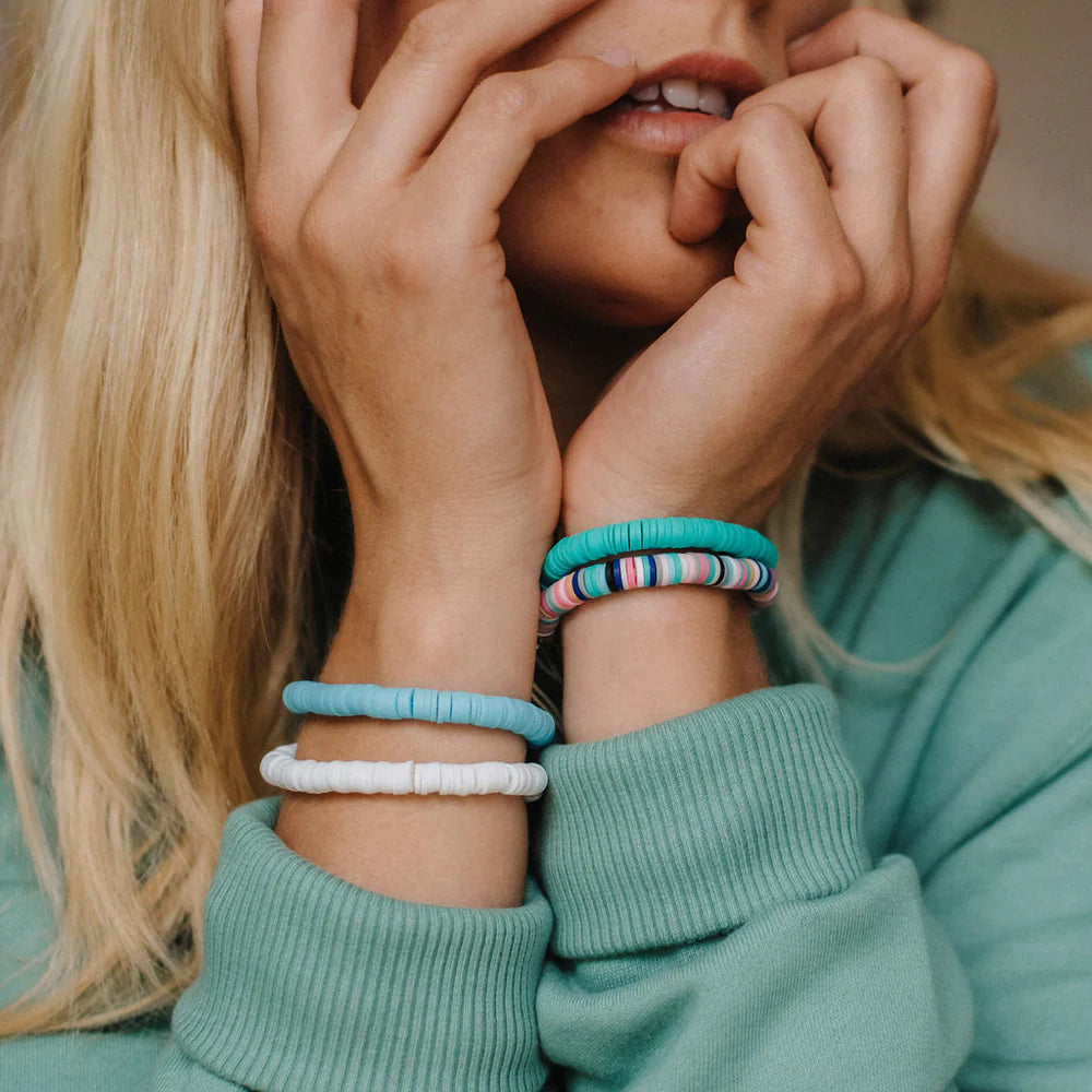 Pulsera de cuentas de disco de arcilla