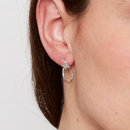 Boucles d'oreilles créoles en forme d'étoile