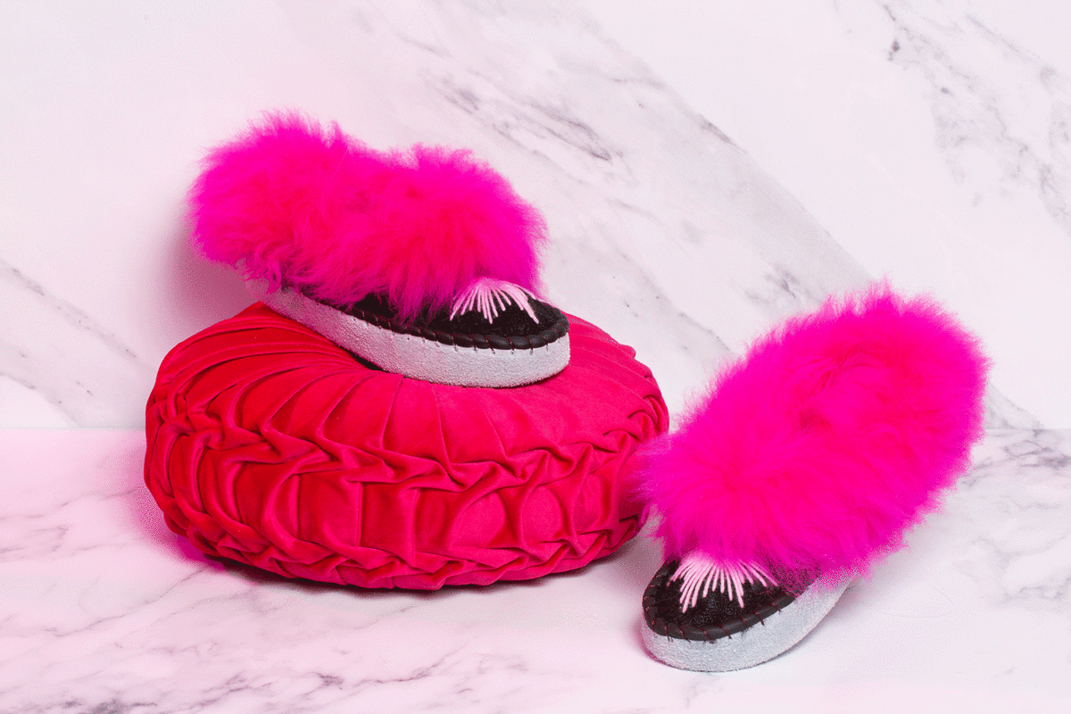 Super Fluffy Slippers - Bright Pink