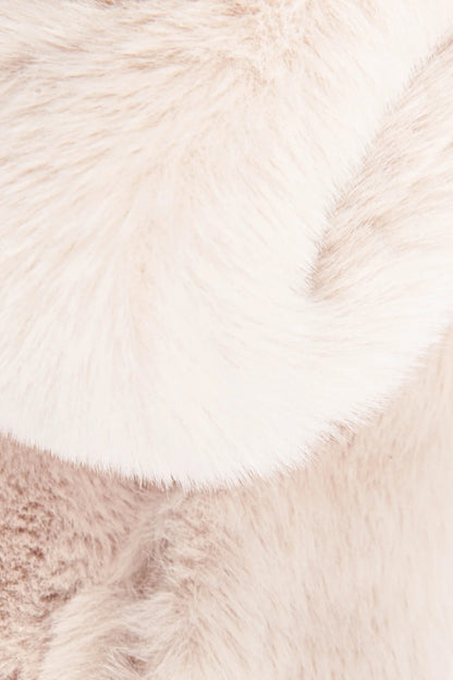 Short faux fur scarf - Cream