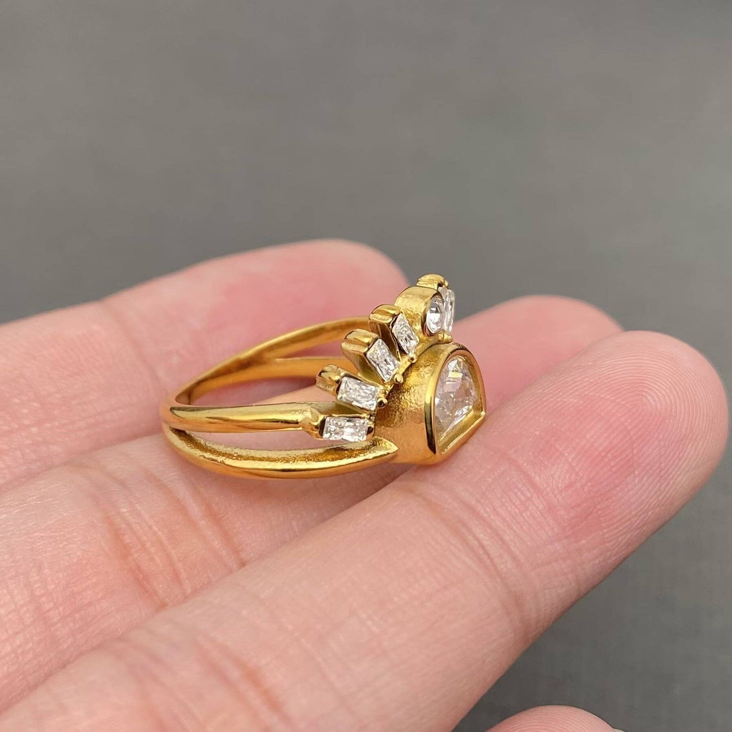 Art Deco Zircon Statement Ring