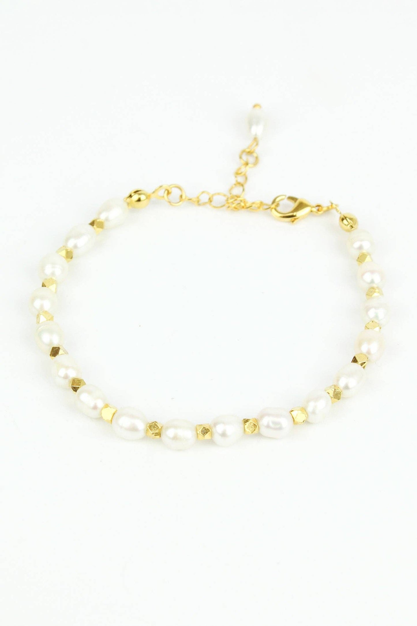 Pearl & Gold Bead Bracelet