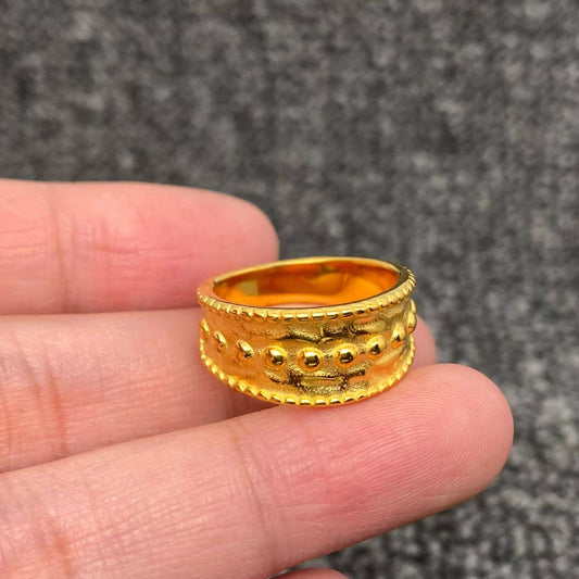 Gold Wave & Dot Pattern Ring