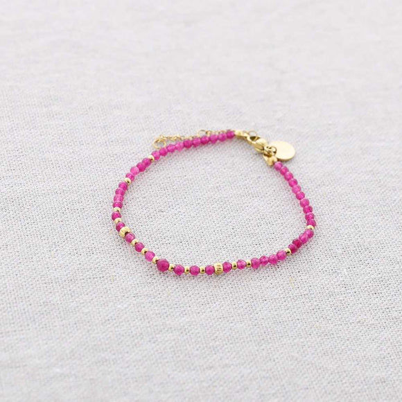 Faceted pink bead bracelet