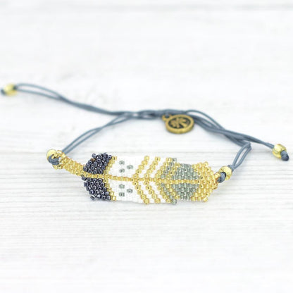 Pulseras de playa con cuentas