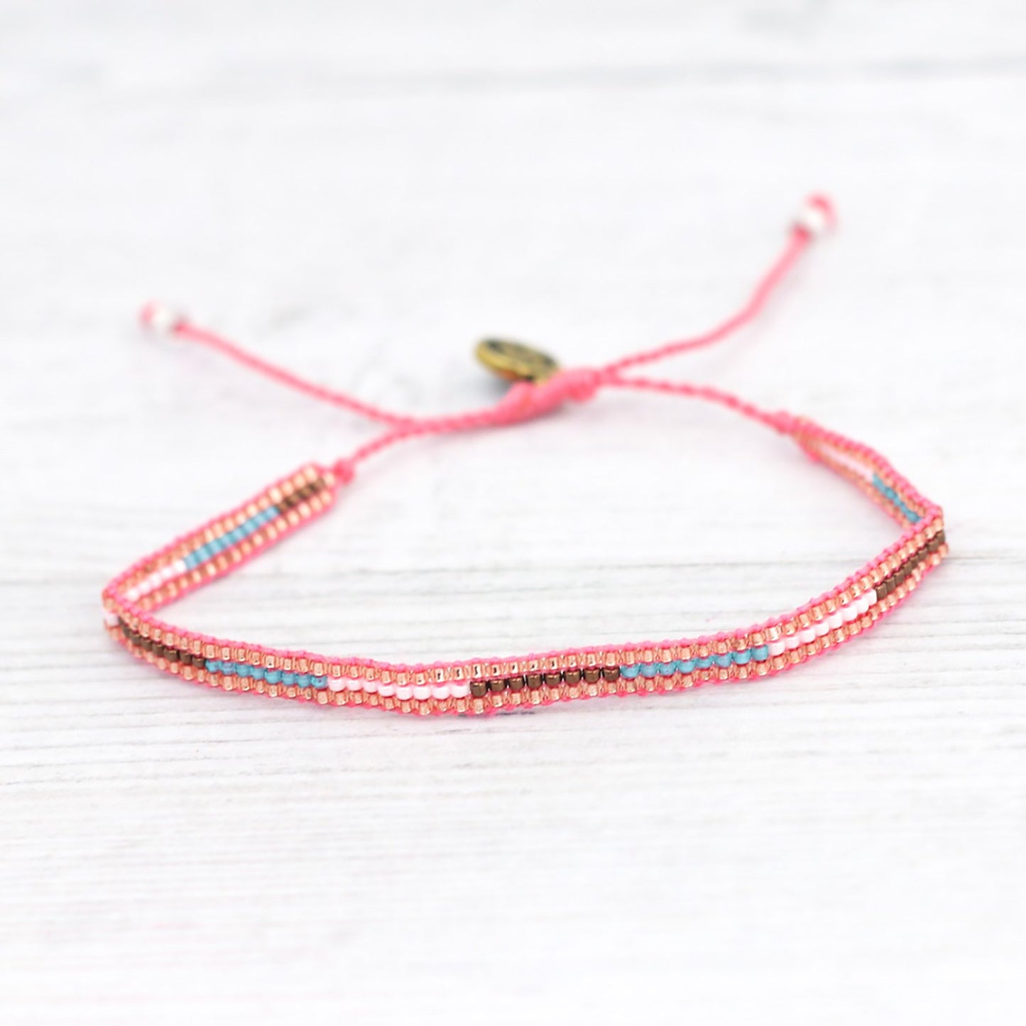 Pulseras de playa con cuentas