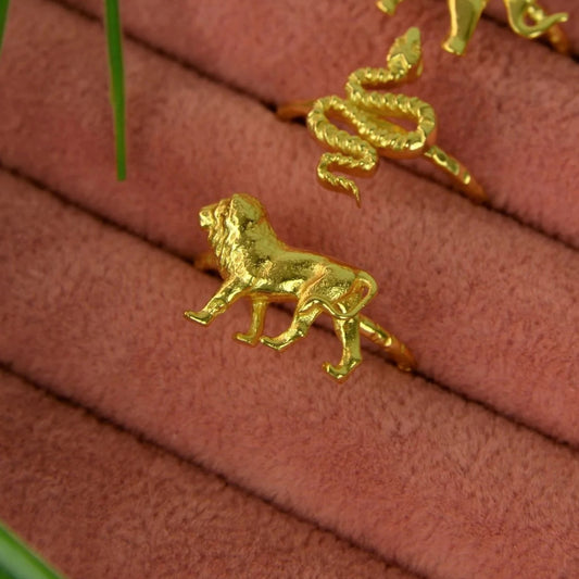 Gold Lion Ring