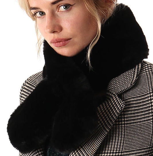 Short faux fur scarf - Black