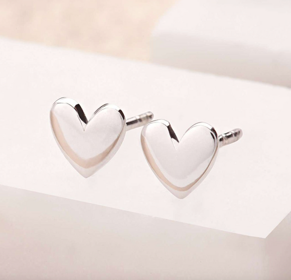 Heart Stud earrings - Silver