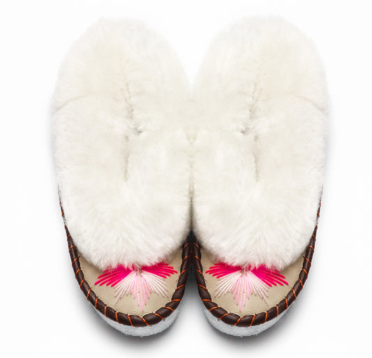 Slippers - Bright Pink Embroidery