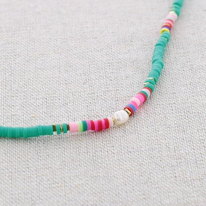 Colliers de perles brillantes