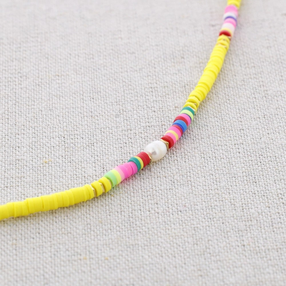 Colliers de perles brillantes