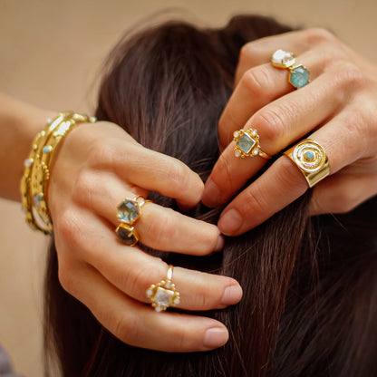 5 stone Ring